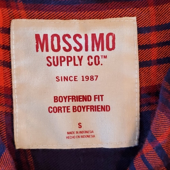 Mossimo Long Sleeve Button down - Picture 3 of 3